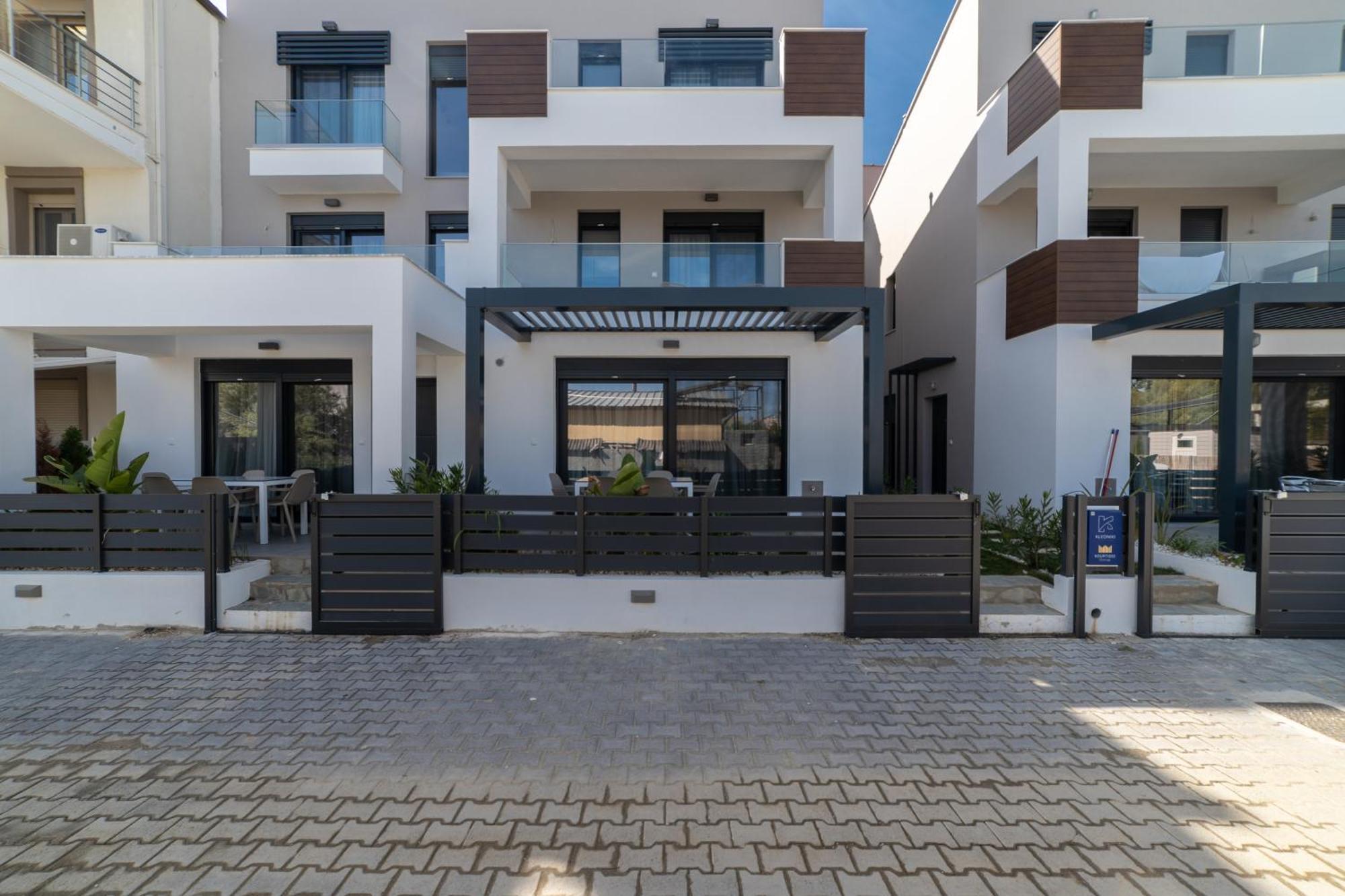 Kleoniki & Irida Residential Complexes Daire Ofrínion Dış mekan fotoğraf