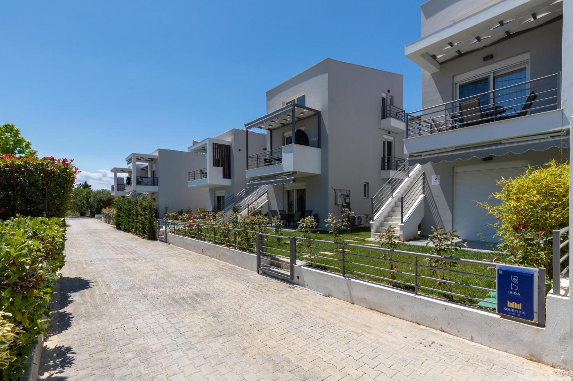 Kleoniki & Irida Residential Complexes Daire Ofrínion Dış mekan fotoğraf