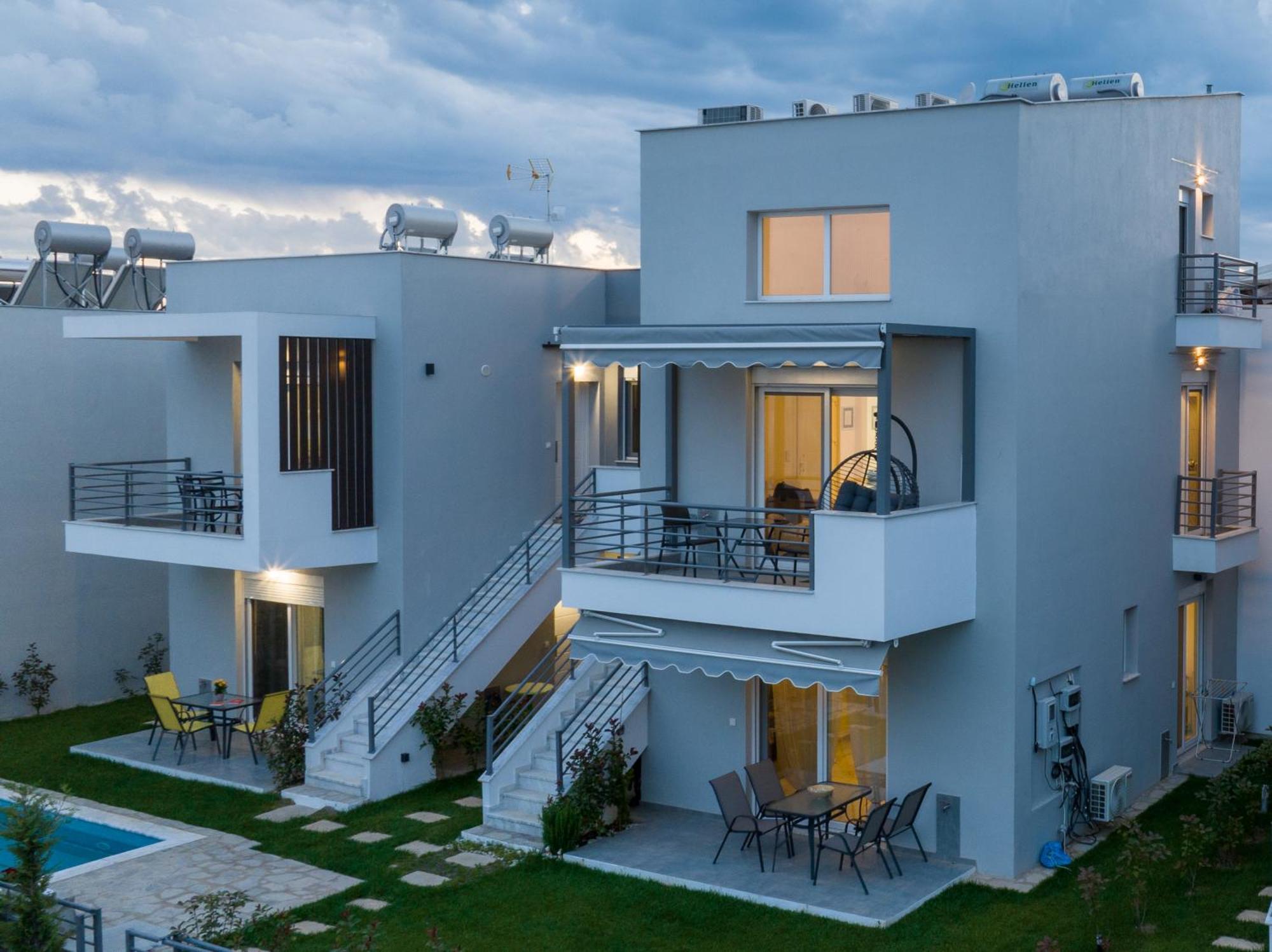 Kleoniki & Irida Residential Complexes Daire Ofrínion Dış mekan fotoğraf
